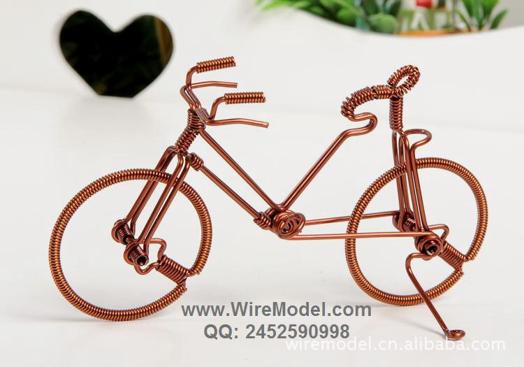 3377app|花山乡召开宝鹿预脱贫村全面摸底排查工作布置会(图1)