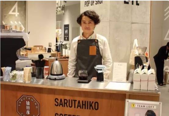 我县召开《钟山县志》（1988～2005）评稿会“3377体